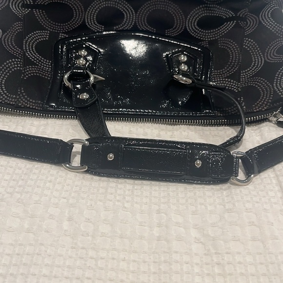 Coach purse - Picture 5 of 7